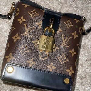 Louis Vuitton Locky BB Monogram Canvas with Black Leather